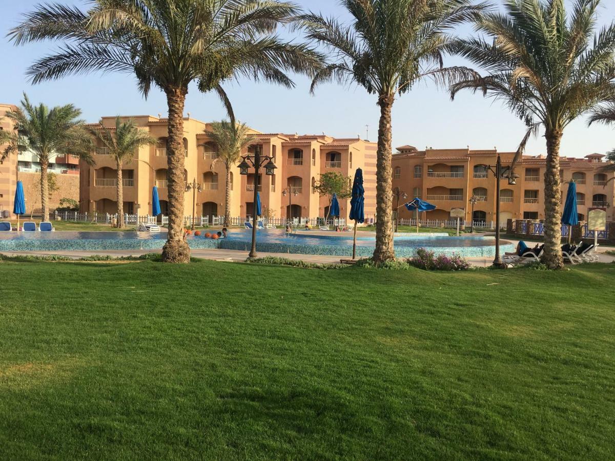 Special Chalets In Porto South Beach Families Ain Sukhna Eksteriør bilde