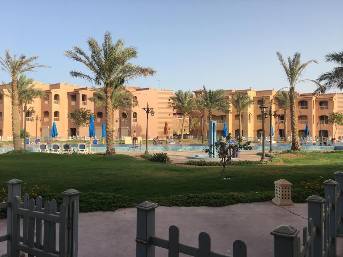 Special Chalets In Porto South Beach Families Ain Sukhna Eksteriør bilde